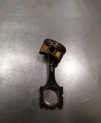Piston with connecting rod