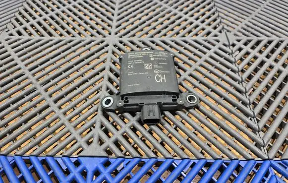 Toyota C-HR I Blind spot module CCAB14LP5730T6 88162F4010 10R047527
