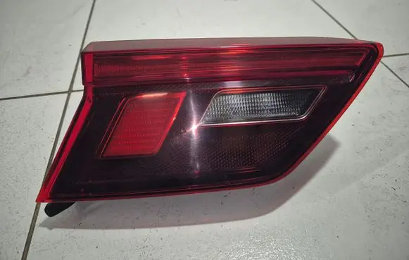 Volkswagen Tiguan Tailgate rear/tail lights NOCODE