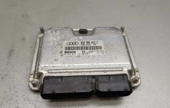 Audi A3 S3 8L Engine control unit/module 038906012C 0281010122