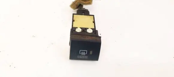 Toyota Avensis T220 Windscreen/window heater switch