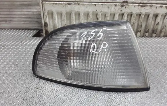 Audi A4 S4 B5 8D Front indicator light