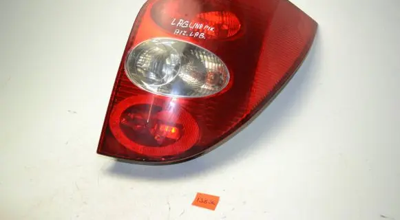 Renault Laguna II Rear/tail lights 8200002472