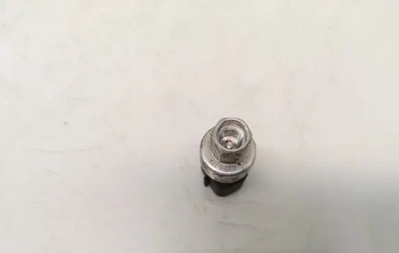 Air conditioning (A/C) pressure sensor