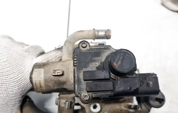 Dacia Logan I EGR valve 7003681405 718021677161