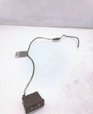 BMW 3 E90 E91 AUX in-socket connector 6930561