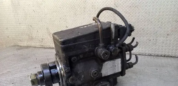 Opel Vectra B Fuel injection high pressure pump 0470504002
