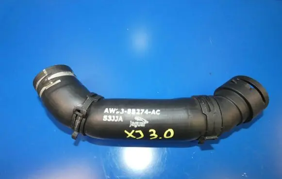 Jaguar XJ X351 Engine coolant pipe/hose AW93-8B274-AC