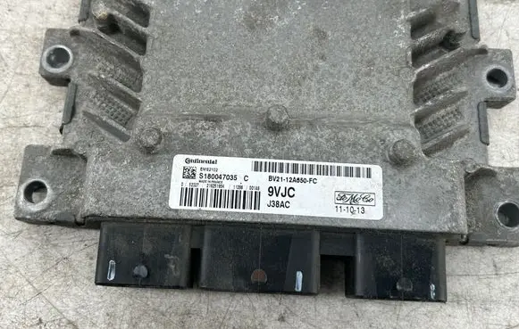 Ford Fiesta Engine control unit/module BV2112A650FC S180047035C