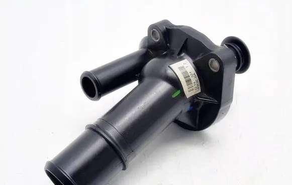 Ford Focus Thermostat housing FR3E-BA