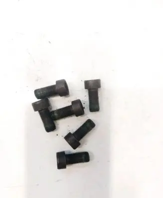 Volkswagen Touran I Nuts/bolts 