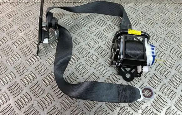 Toyota C-HR I Front seatbelt 73210F4010 120919