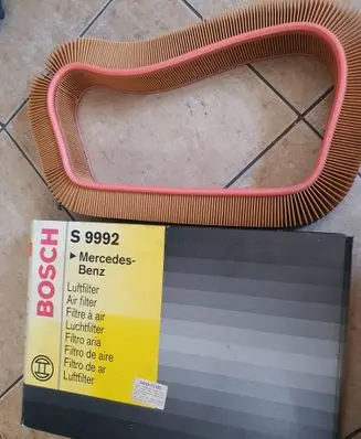 Mercedes-Benz E W124 Air filter 1457429992 CA4335 C37107