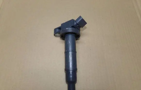 Toyota Avensis T250 High voltage ignition coil 