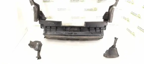 Mercedes-Benz GL X164 Radiator cooling fan shroud 1645000916 A1645000916