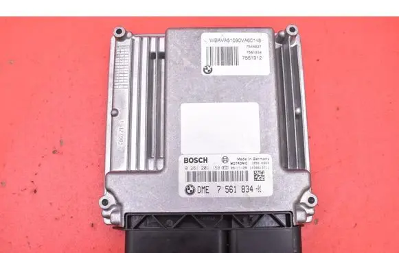 BMW X3 E83 Engine control unit/module ECU 7561834