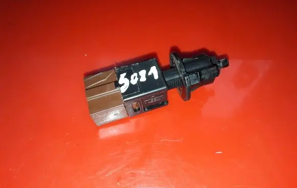 Clutch pedal sensor