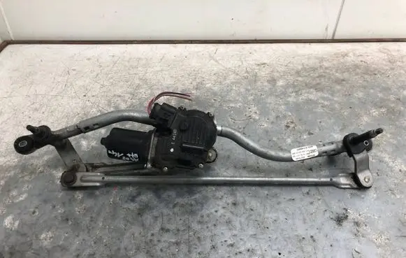 Front wiper linkage and motor