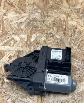 Volkswagen Caddy Front door window regulator motor 1T0959701D 402025C