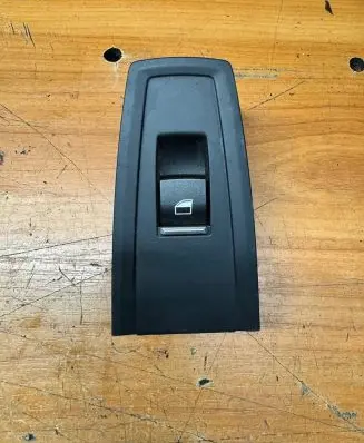 BMW 6 F06 Gran coupe Electric window control switch 9241949 L2F8220