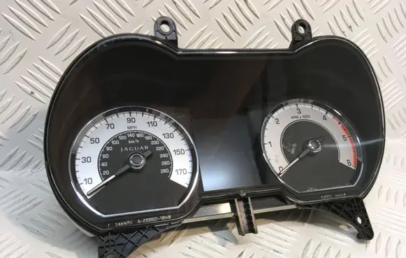 Jaguar XF X250 Speedometer (instrument cluster) 9X23-10849-JF