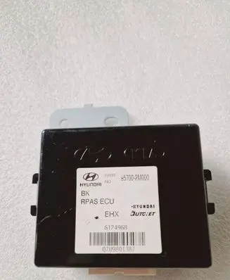 Hyundai Genesis Parking PDC control unit/module 957002M000