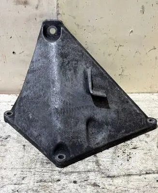BMW 3 E46 Engine mounting bracket 6750107 22116750107