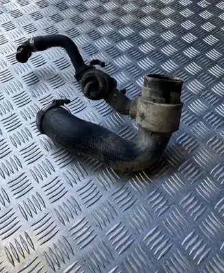Audi A4 S4 B7 8E 8H Intercooler hose/pipe 8E0145832S
