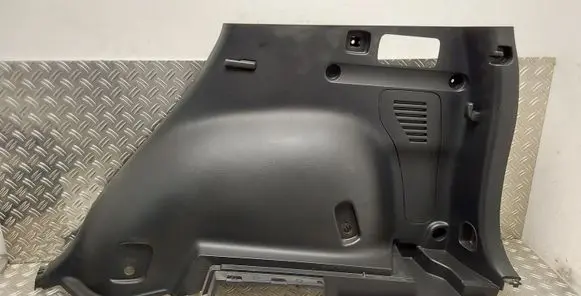 Trunk/boot lower side trim panel