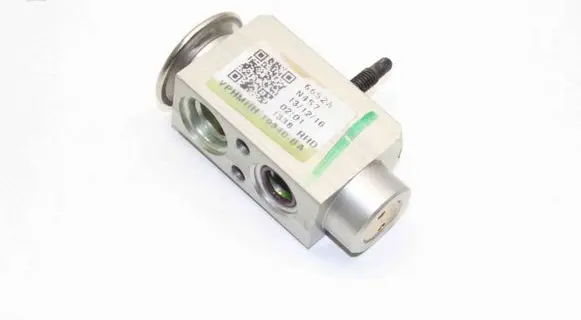 Volvo V40 Air conditioning (A/C) expansion valve 31407614