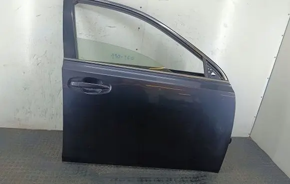 Subaru Outback Front door F3T