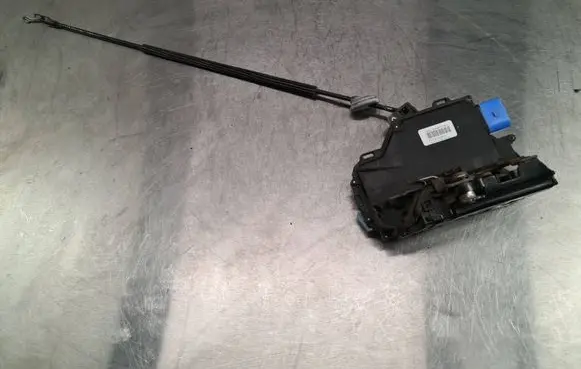 Volkswagen Caddy Front door lock 3D1837016AQ