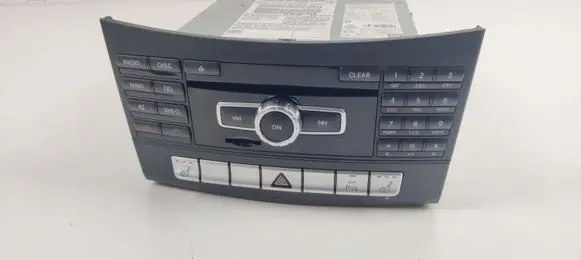 Mercedes-Benz E W212 Radio/CD/DVD/GPS head unit A2129005327 A2129012507