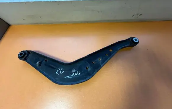 Opel Insignia B Rear control arm 47767081B