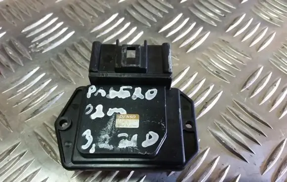 Mitsubishi Pajero Heater blower motor/fan resistor DBX364