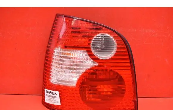 Rear/tail lights