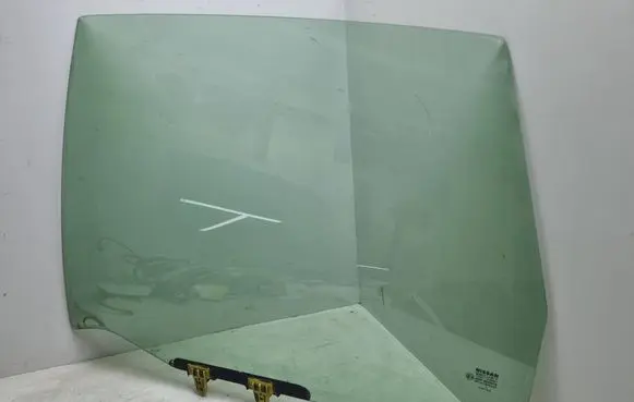 Nissan Almera Tino Rear door window glass 43R000015 DOT211M89AS2