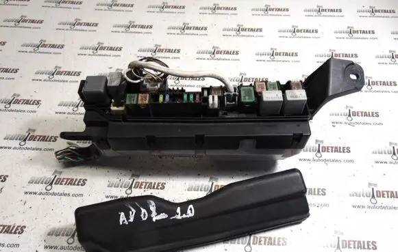 Toyota Avensis T250 Fuse box set