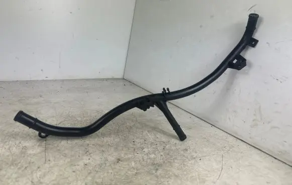 Volkswagen Golf VII Engine coolant pipe/hose 04E121070AC