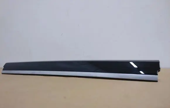 Porsche Cayenne (92A) Radio/GPS head unit trim 7P5857222AB 3002925300 26J4251