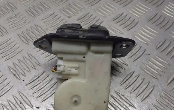 Nissan Tiida C11 Tailgate/trunk/boot lock/catch/latch
