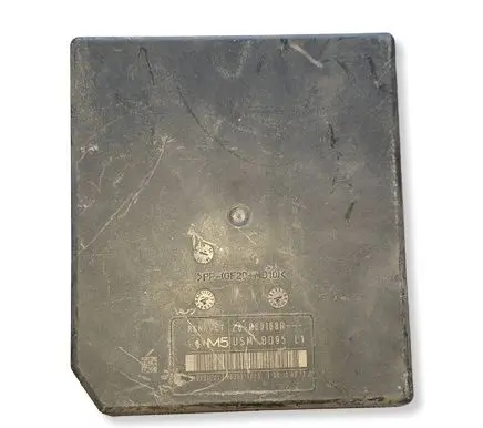 Renault Megane III Fuse module 284B60168R 08100912