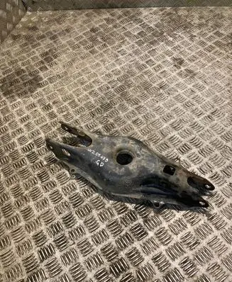 Mercedes-Benz C W204 Rear upper control arm/wishbone 2043503506 A2043503506