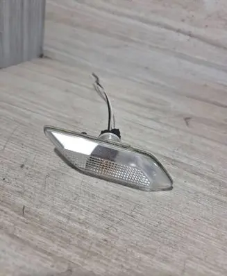 Dacia Sandero III Front fender indicator light 261662708R