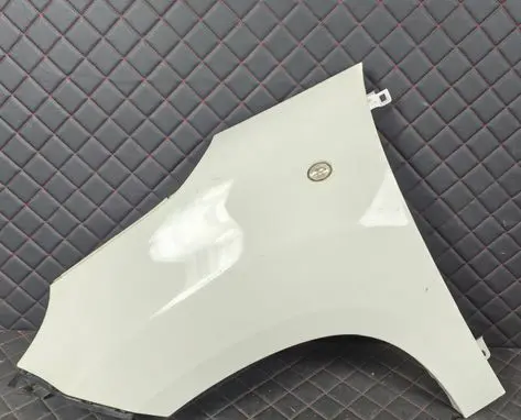 Fiat 500L Fender 