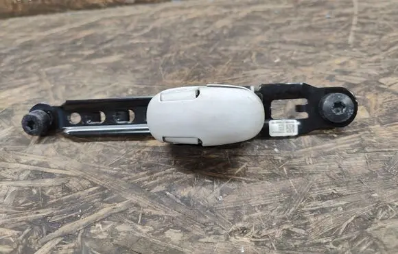 Fiat 500X Seat belt height adjuster 07356523640