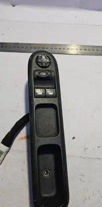 Electric window control switch