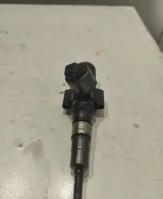 Audi A3 S3 8P Fuel injector 0124720404