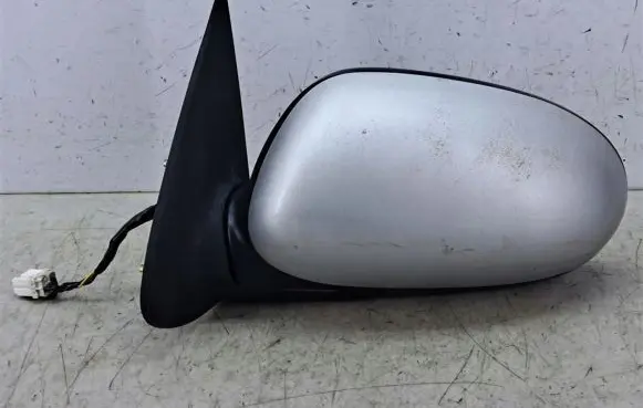 Nissan Maxima Front door electric wing mirror