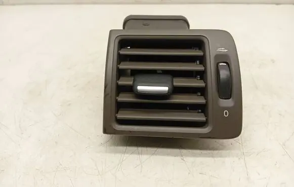 Volvo V50 Dashboard side air vent grill/cover trim 39888292